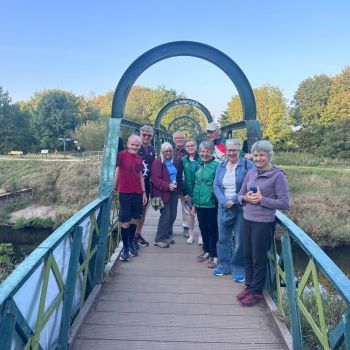 A welcoming committee await the last leg runners, Source:Iain Bell (DEE)